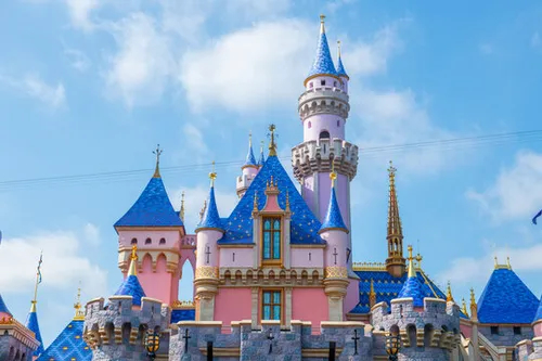 Orange County family vacation rentals near Disneyland by Stay Hello Sunshine