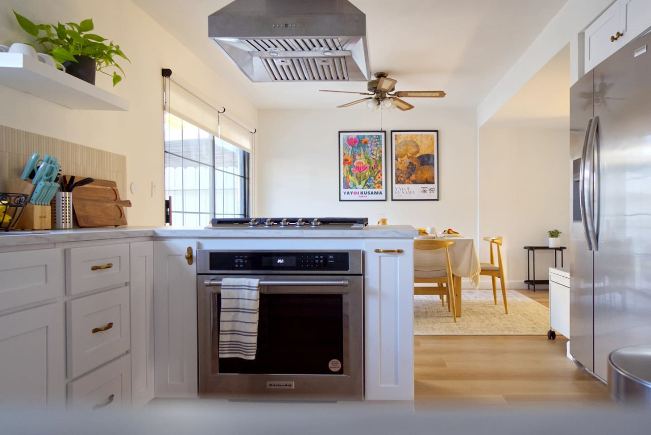 Orange County 4-Bed Townhome