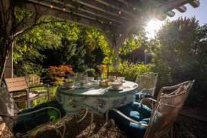 Sunshine Farmhouse